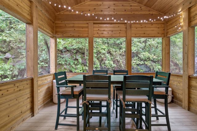 1360 Birch Park Circle, Saint Joseph Twp, WI 54082