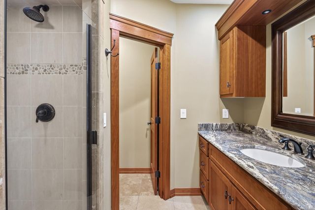 1360 Birch Park Circle, Saint Joseph Twp, WI 54082