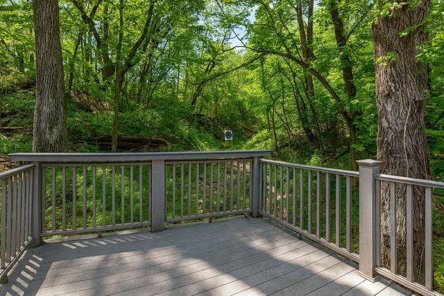 1360 Birch Park Circle, Saint Joseph Twp, WI 54082