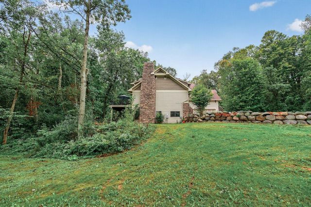 1360 Birch Park Circle, Saint Joseph Twp, WI 54082