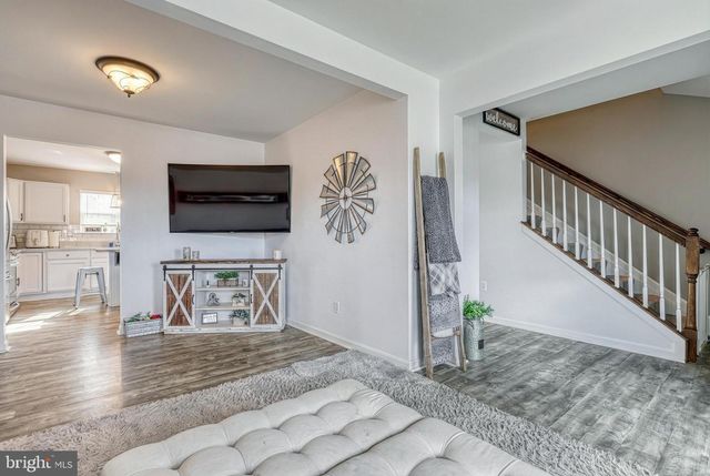 112 FARM LANE CIR, York, PA 17408