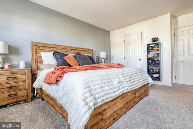 112 FARM LANE CIR, York, PA 17408