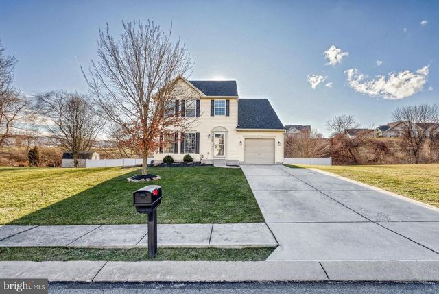 112 FARM LANE CIR, York, PA 17408