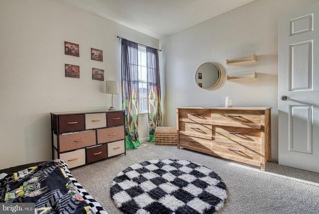 112 FARM LANE CIR, York, PA 17408