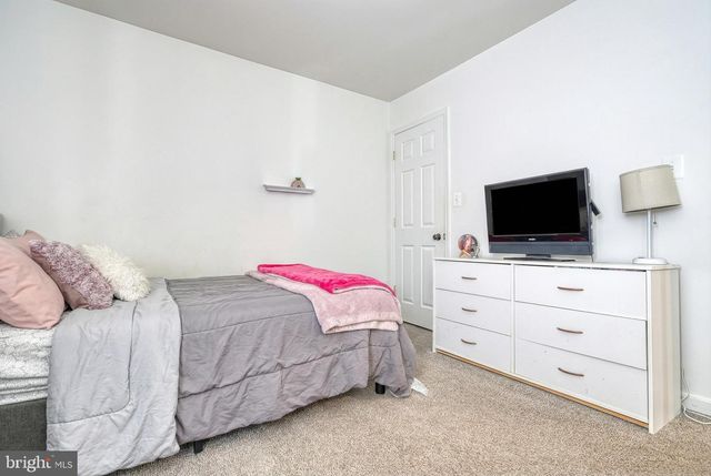 112 FARM LANE CIR, York, PA 17408