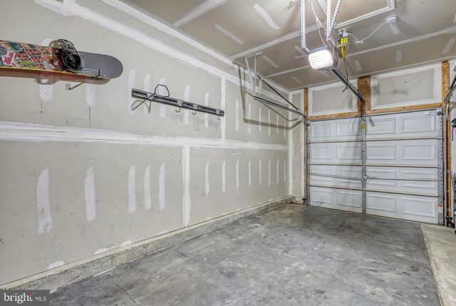 112 FARM LANE CIR, York, PA 17408