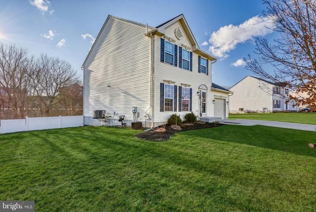 112 FARM LANE CIR, York, PA 17408