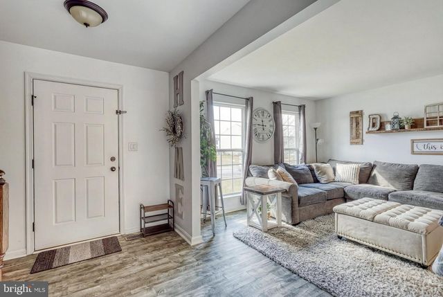 112 FARM LANE CIR, York, PA 17408