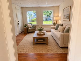 65-R Pleasant St 2, Marblehead, MA 01945