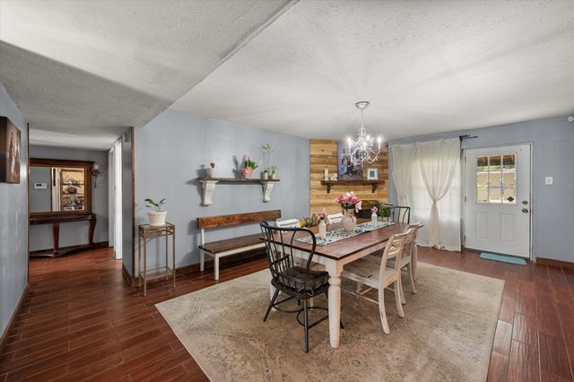 609 Columbine Lane, Grand Prairie, TX 75052
