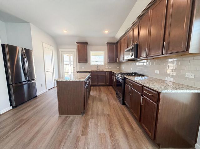 40839 Mostyn Hill Drive, Magnolia, TX 77354