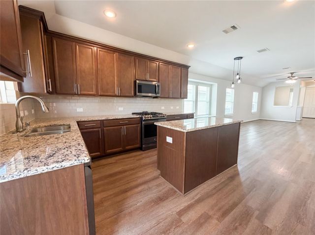 40839 Mostyn Hill Drive, Magnolia, TX 77354