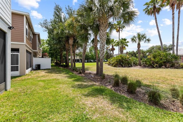 8738 TURNSTONE HAVEN PLACE, Tampa, FL 33619