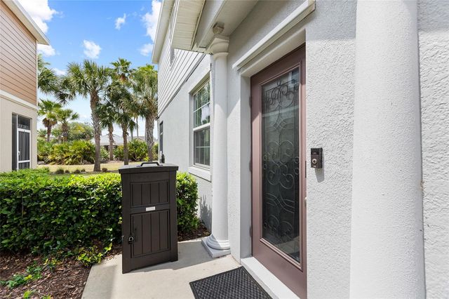8738 TURNSTONE HAVEN PLACE, Tampa, FL 33619