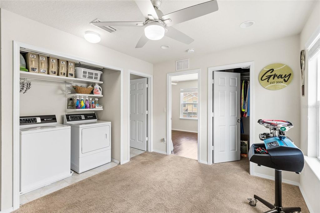 Image 21 of property listing at 8738 TURNSTONE HAVEN PLACE, Tampa, FL 33619