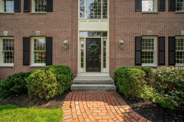 35 Colonel Daniels Drive, Bedford, NH 03110