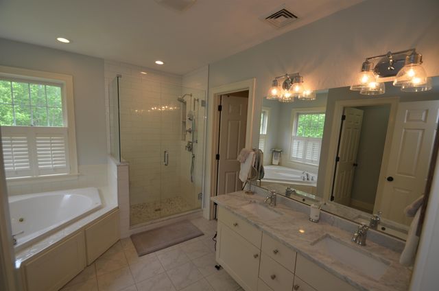 35 Colonel Daniels Drive, Bedford, NH 03110