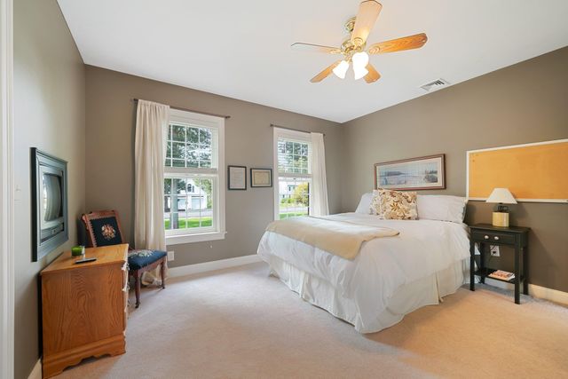 35 Colonel Daniels Drive, Bedford, NH 03110