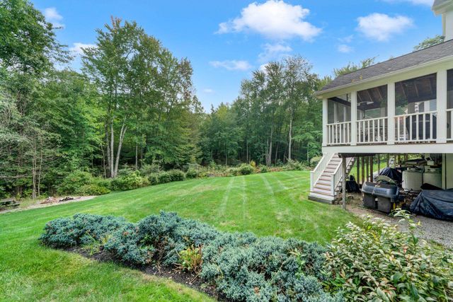 35 Colonel Daniels Drive, Bedford, NH 03110