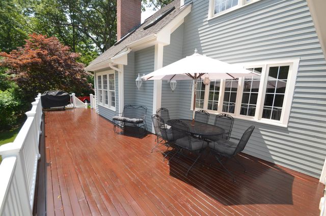 35 Colonel Daniels Drive, Bedford, NH 03110