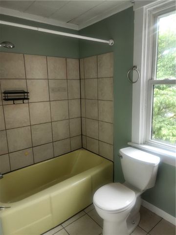 1606 Duss Ave, Ambridge, PA 15003