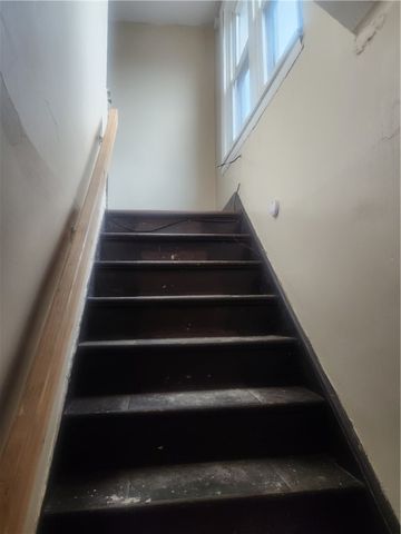 1606 Duss Ave, Ambridge, PA 15003