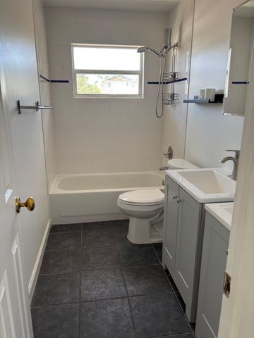 1637 NE 5TH Street 2, Fort Lauderdale, FL 33301
