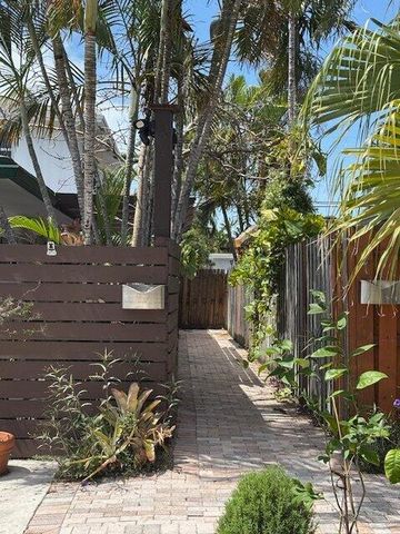 1637 NE 5TH Street 2, Fort Lauderdale, FL 33301