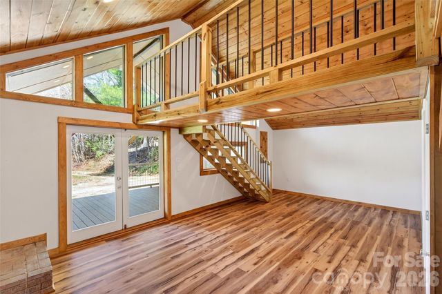 1959 Jackson Town Road, Spruce Pine, NC 28777