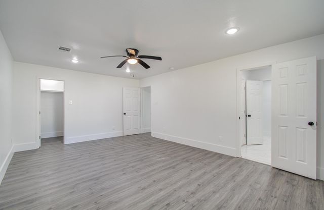 595 River Plantation Drive, Conroe, TX 77302