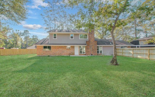 595 River Plantation Drive, Conroe, TX 77302