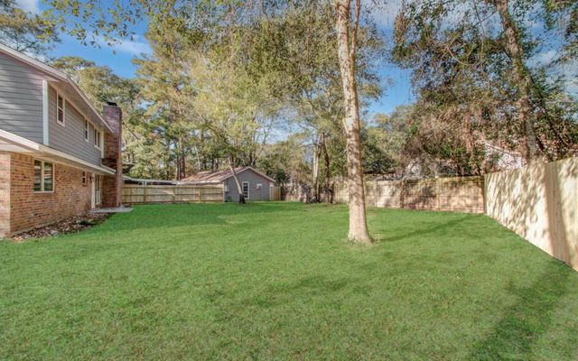 595 River Plantation Drive, Conroe, TX 77302