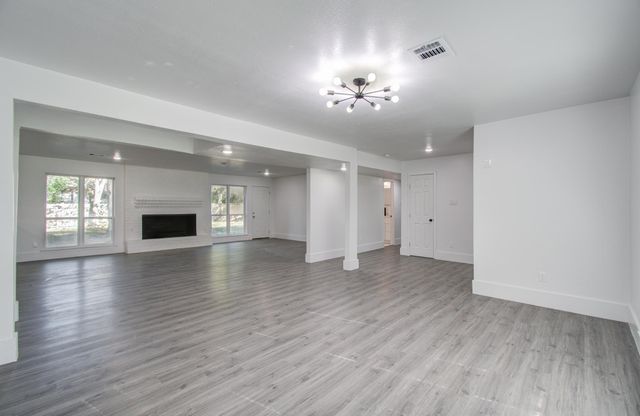 595 River Plantation Drive, Conroe, TX 77302