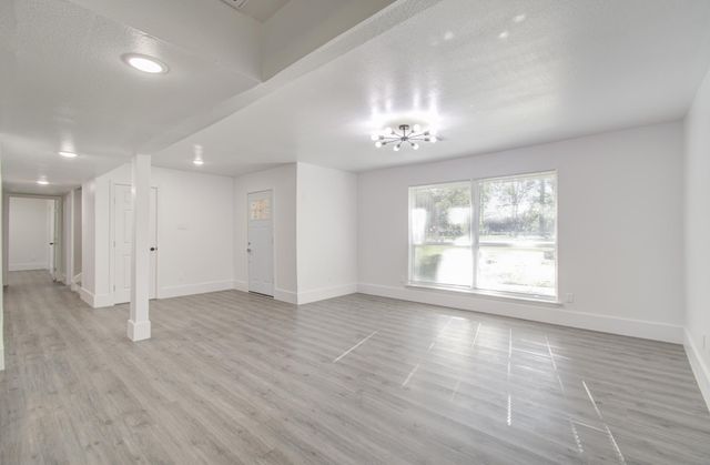 595 River Plantation Drive, Conroe, TX 77302