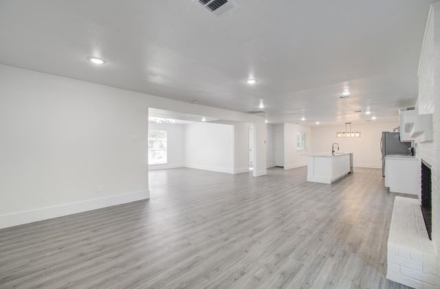 595 River Plantation Drive, Conroe, TX 77302