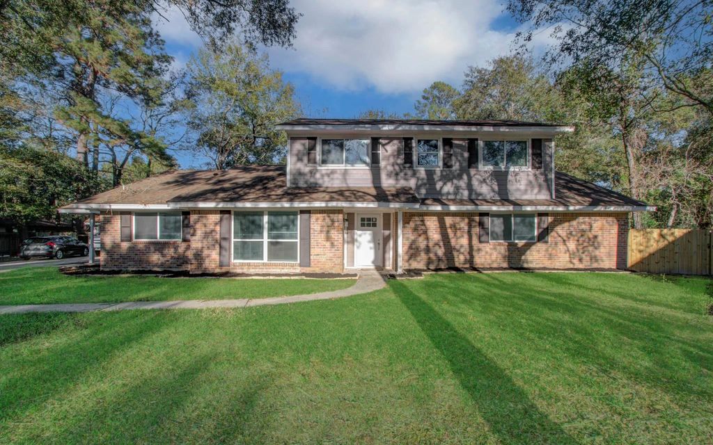 595 River Plantation Drive, Conroe, TX 77302