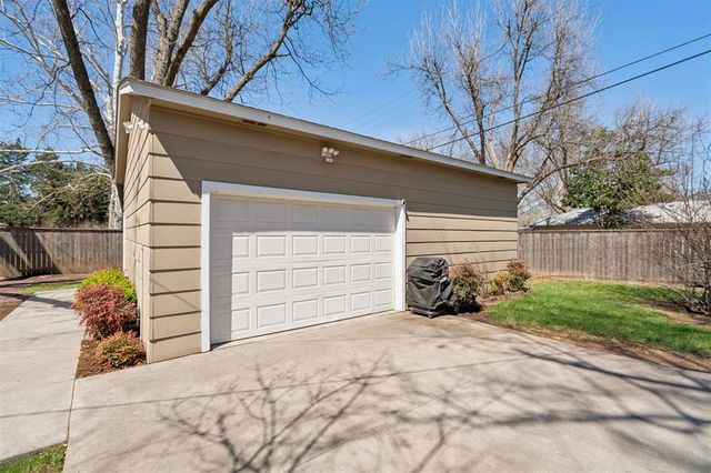 1207 Westlawn Drive, Norman, OK 73069