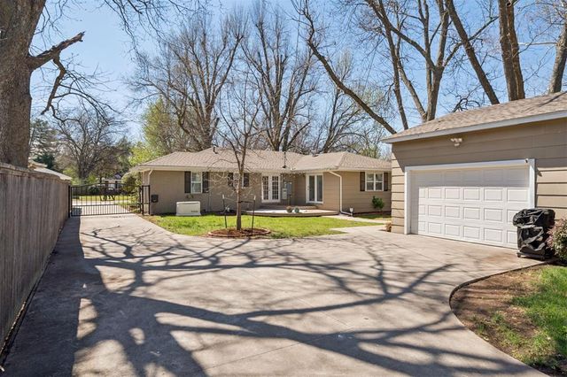 1207 Westlawn Drive, Norman, OK 73069