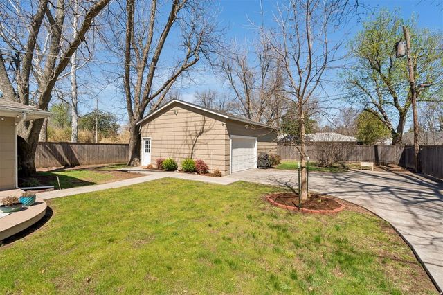 1207 Westlawn Drive, Norman, OK 73069