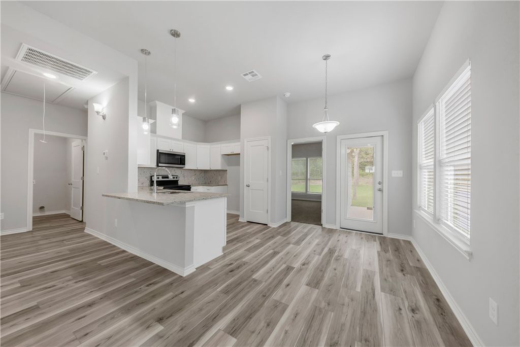 1803 PIN OAK Street, Bryan, TX 77801 — photo 4