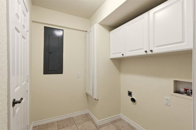 9486 Timberleaf Drive, Dallas, TX 75243