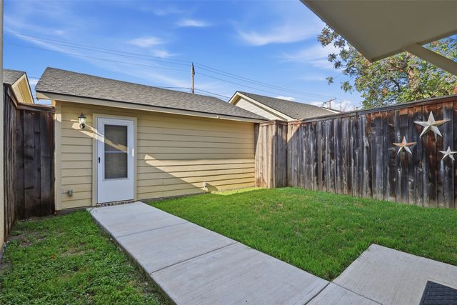 9486 Timberleaf Drive, Dallas, TX 75243