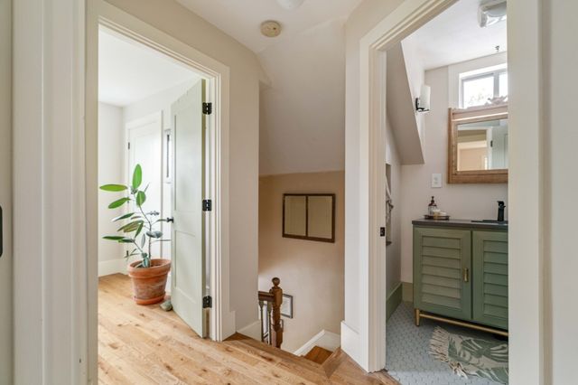 11 Byron St, Wakefield, MA 01880