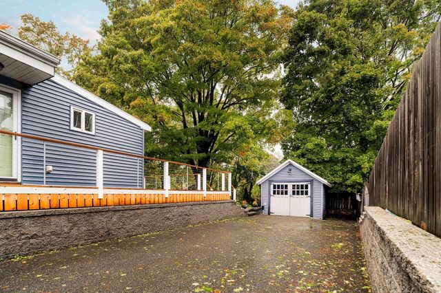 11 Byron St, Wakefield, MA 01880
