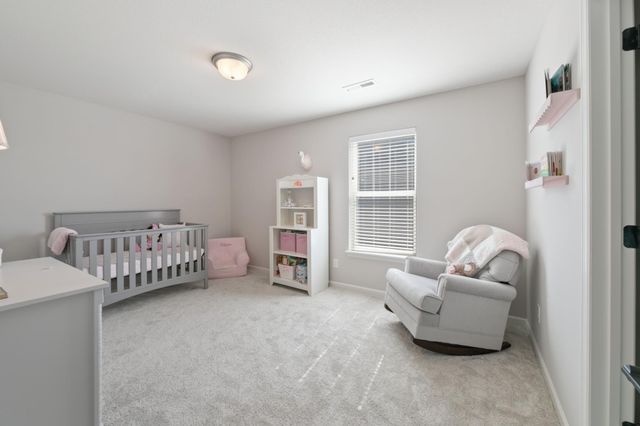 10318 McGregor Boulevard, Woodbury, MN 55129