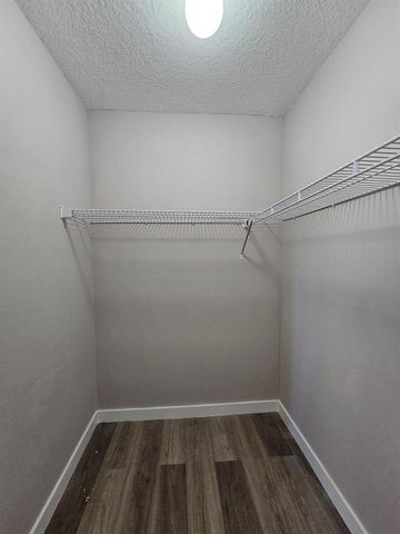 1850 N Congress Avenue 305, West Palm Beach, FL 33401