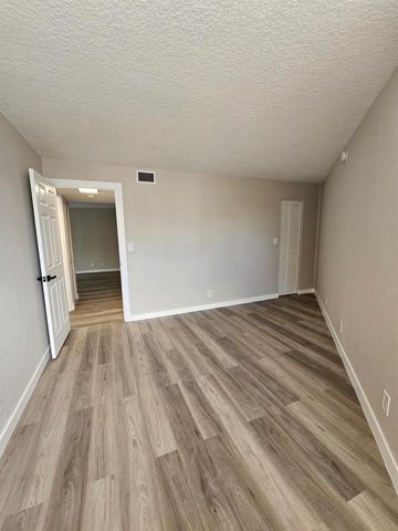1850 N Congress Avenue 305, West Palm Beach, FL 33401