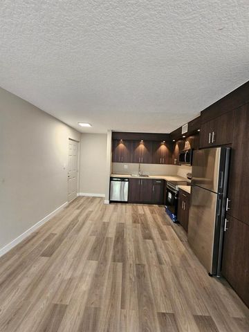 1850 N Congress Avenue 305, West Palm Beach, FL 33401