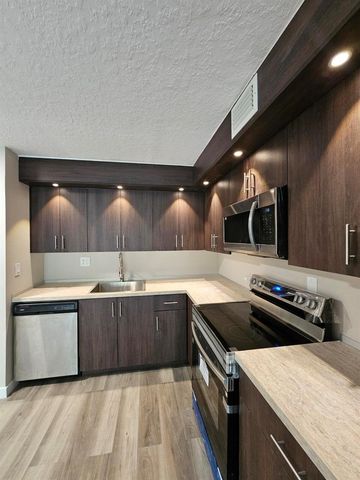 1850 N Congress Avenue 305, West Palm Beach, FL 33401