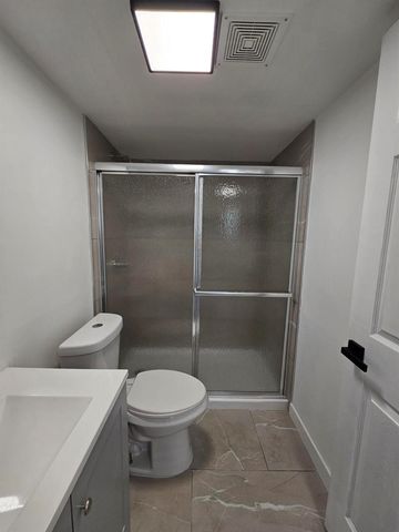 1850 N Congress Avenue 305, West Palm Beach, FL 33401